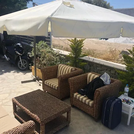 11 Ξενοδοχείο